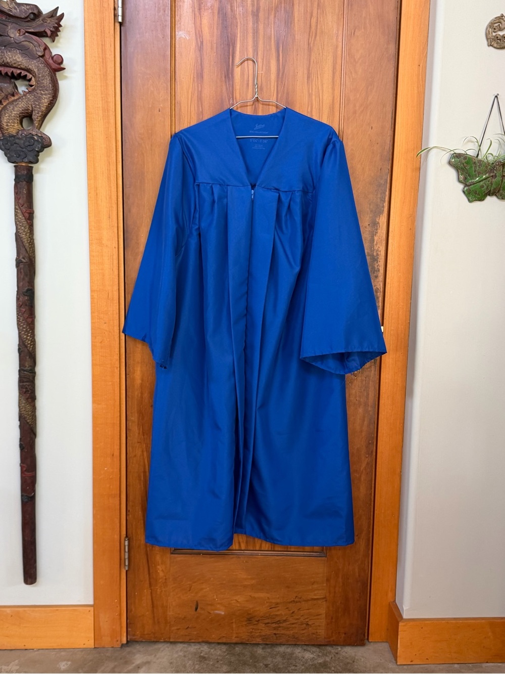 Jestens Unisex Graduation Gown in Royal Blue - Classic Academic Robe- 5’ 4-6”